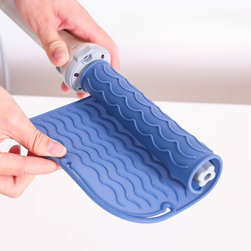Heat Resistant Mat - แผ่นรองซิลิโคนทนความร้อนสูง กันลื่น กันน้ำ คุณภาพสูง พกพาสะดวก สำหรับเครื่องม้วนผมทนความร้อน
